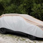 Izbira popolnega pokrivala za avto proti toči